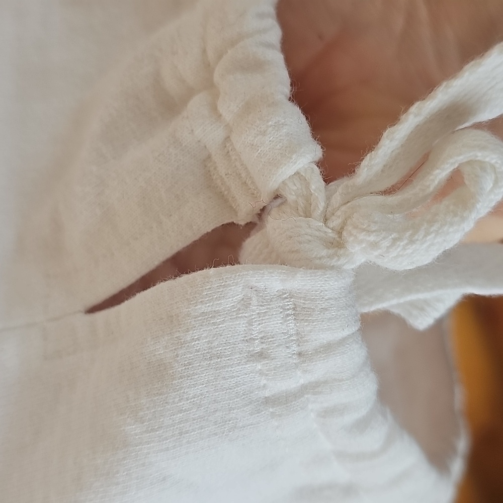Cotton Drawstring Capri Pants - Picture 4 of 6